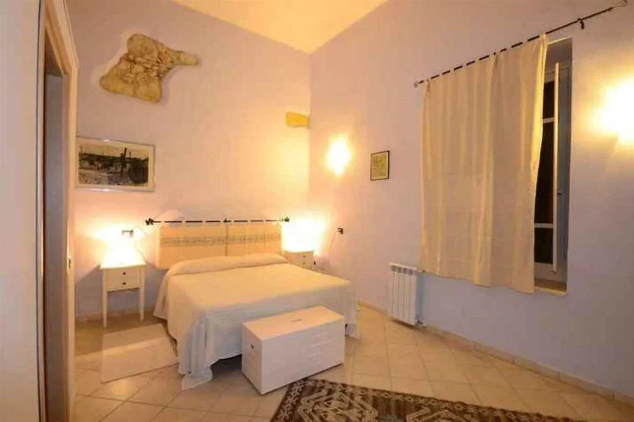B&B Su Niu كالياري 3*,  إيطاليا